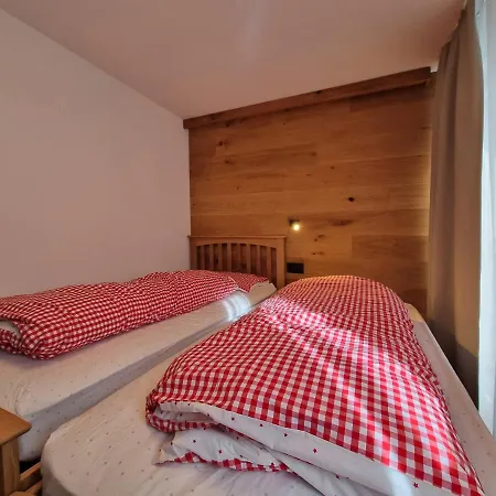 Rio Ski-in, Ski-out Apartment *