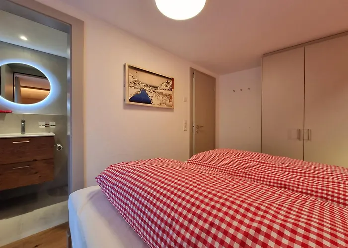 Rio Ski-in, Ski-out 萨斯费